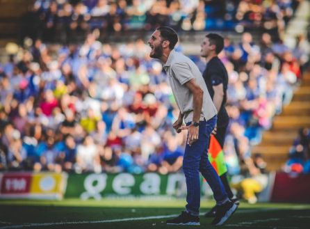Remontada de los blanquiazules: El Hércules arrolla al Logroñés en 34 minutos ante 18.000 aficionados Remontada de los blanquiazules: El Hércules arrolla al Logroñés en 34 minutos ante 18.000 aficionados