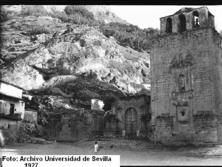 Imagen antiguea de las Ruinas de Santa María que Francisco de los Cobos encargase al arquitecto renacentista Andrés de Vandelvira Imagen antiguea de las Ruinas de Santa María que Francisco de los Cobos encargase al arquitecto renacentista Andrés de Vandelvira