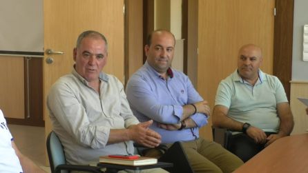 Los ediles han planteado la necesidad de acometer las mejoras necesarias en sus respectivos centros de salud y consultorios médicos Los ediles han planteado la necesidad de acometer las mejoras necesarias en sus respectivos centros de salud y consultorios médicos