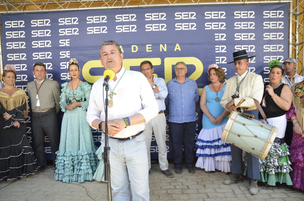 El Viceconsejero de la Presidencia clausura la entrega de premios El Viceconsejero de la Presidencia clausura la entrega de premios