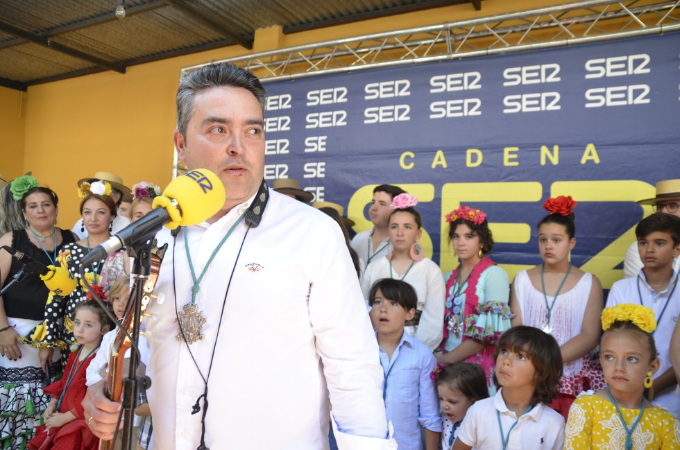 Director del coro de La Linea Ivan Beza Director del coro de La Linea Ivan Beza