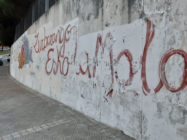 El Ayuntamiento borra el mural de Zurbaran pensando que era un grafiti El Ayuntamiento borra el mural de Zurbaran pensando que era un grafiti
