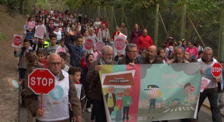La vía es uno de los caminos escolares seguros para el acceso del alumnado del CEIP Virgen de la Cabeza La vía es uno de los caminos escolares seguros para el acceso del alumnado del CEIP Virgen de la Cabeza