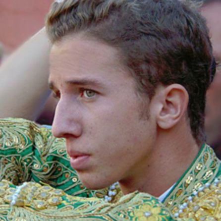 Novillada de abono en La Maestranza: Novillos de Fuente Ymbro para Emilio Silvera, Calerito y Daniel de la Fuente: Emilio Silvera, Calerito y Daniel de la Fuente, terna de novilleros para el Corpus Novillada de abono en La Maestranza: Novillos de Fuente Ymbro para Emilio Silvera, Calerito y Daniel de la Fuente: Emilio Silvera, Calerito y Daniel de la Fuente, terna de novilleros para el Corpus