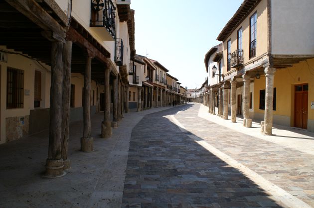 Soportales de las calles de Ampudia Soportales de las calles de Ampudia