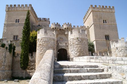 Castillo de Ampudia Castillo de Ampudia