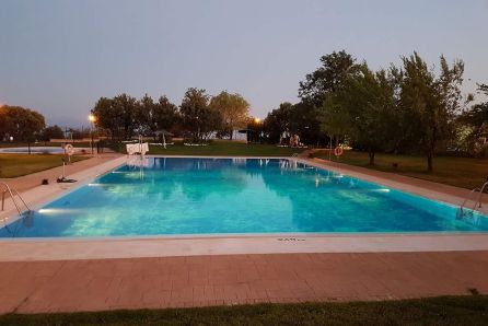Piscinas de Chiclana de Segura. Piscinas de Chiclana de Segura.