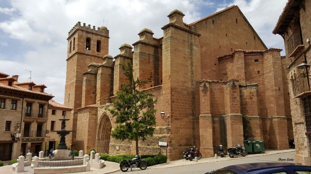 La ex colegiata, uno de los puntos de interés de esta localidad turolense La ex colegiata, uno de los puntos de interés de esta localidad turolense
