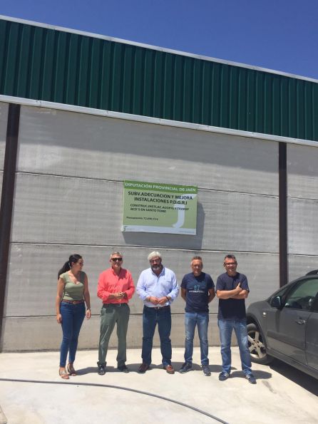 Visita al punto de acopio que se está construyendo en Santo Tomé Visita al punto de acopio que se está construyendo en Santo Tomé