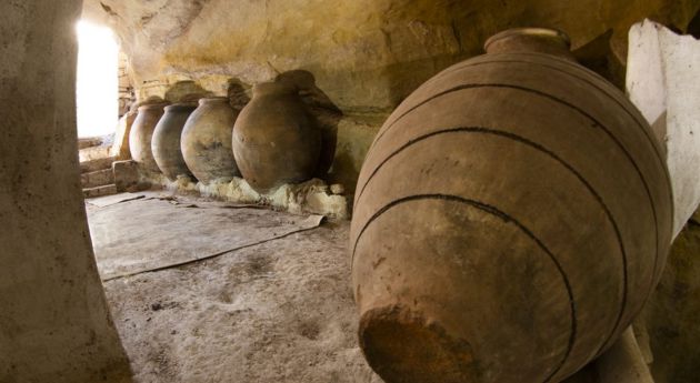 Cueva-bodega del vino en Huete. Cueva-bodega del vino en Huete.