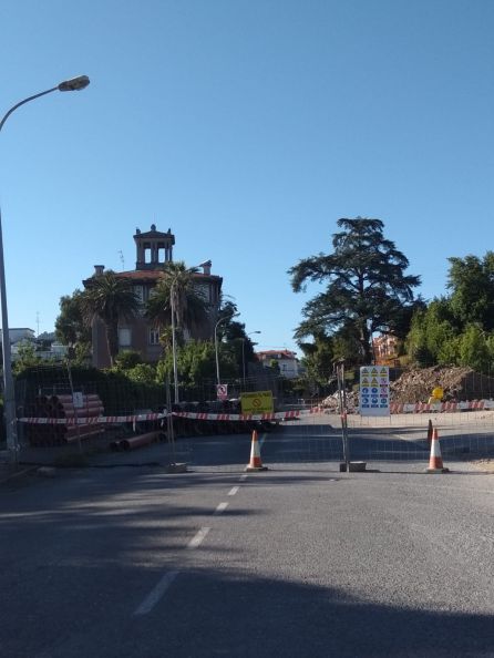 Las obras de los túneles de Ocharan continúan paralizadas. Las obras de los túneles de Ocharan continúan paralizadas.