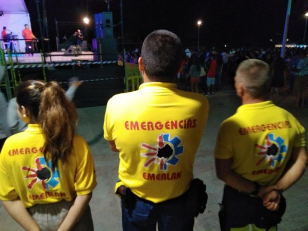 Efectivos de EMERLAN en uno de los actos de las fiestas del Carmen de La Graciosa. Efectivos de EMERLAN en uno de los actos de las fiestas del Carmen de La Graciosa.