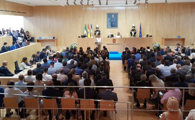 Un momento del pleno de constitución de la Diputación de Málaga Un momento del pleno de constitución de la Diputación de Málaga