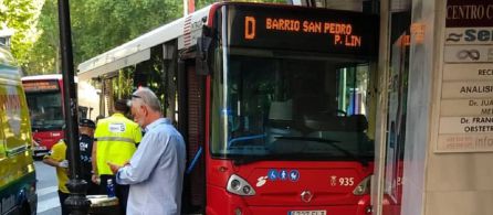 El conductor del autobús que chocó con un cajero dio positivo en el control de alcoholemia El conductor del autobús que chocó con un cajero dio positivo en el control de alcoholemia