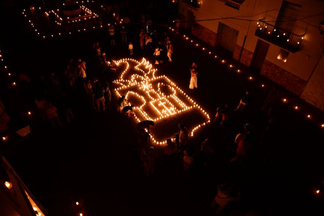 15.000 velas iluminarán el centro de Titaguas en "la noche más bonica del año" 15.000 velas iluminarán el centro de Titaguas en "la noche más bonica del año"