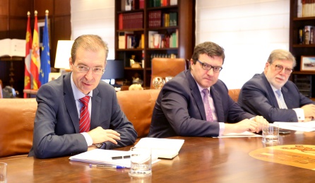 El consejero de Empleo e Industria, Germán Barrios, durante la el Consejo del Diálogo Social El consejero de Empleo e Industria, Germán Barrios, durante la el Consejo del Diálogo Social