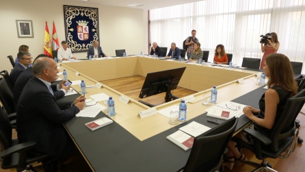 Junta de Portavoces en las Cortes de Castilla y León (31 Jul 2019) Junta de Portavoces en las Cortes de Castilla y León (31 Jul 2019)
