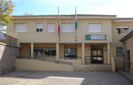 Colegio 'Santa María de la Peña' en Orcera. Colegio 'Santa María de la Peña' en Orcera.
