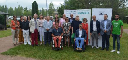La ministra de Sanidad visita el Bosque de los Sueños de Cubillos del Sil La ministra de Sanidad visita el Bosque de los Sueños de Cubillos del Sil