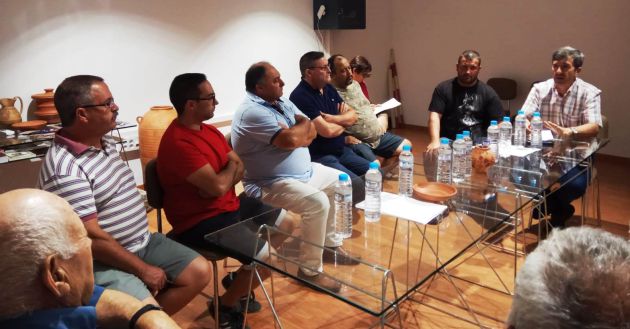 Reunión del delegado de Desarrollo Sostenible con los alcaldes de los municipios afectados por el incendio. Reunión del delegado de Desarrollo Sostenible con los alcaldes de los municipios afectados por el incendio.