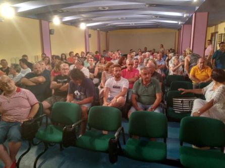 Público asistente a la conferencia Público asistente a la conferencia