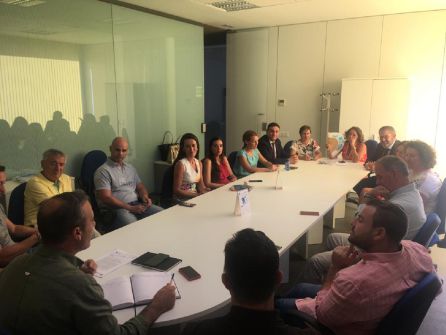 En la reunión han participado los alcaldes de Cazorla, La Iruela, Peal de Becerro, Quesada, Santo Tomé y Chilluevar En la reunión han participado los alcaldes de Cazorla, La Iruela, Peal de Becerro, Quesada, Santo Tomé y Chilluevar