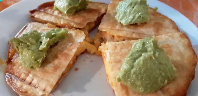 Quesadilla completa Quesadilla completa