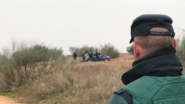 Detenido un sospechoso por el asesinato de Miriam Vallejo, la joven que apareció muerta en Villanueva de la Torre (Guadalajara): Detenido un sospechoso por el crimen de Miriam Vallejo, la joven que apareció apuñalada en Villanueva de la Torre Detenido un sospechoso por el asesinato de Miriam Vallejo, la joven que apareció muerta en Villanueva de la Torre (Guadalajara): Detenido un sospechoso por el crimen de Miriam Vallejo, la joven que apareció apuñalada en Villanueva de la Torre