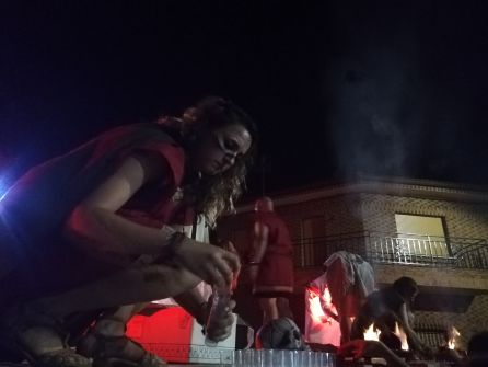 La tribu Ulaka haciendo la queimada (bebida celta) La tribu Ulaka haciendo la queimada (bebida celta)