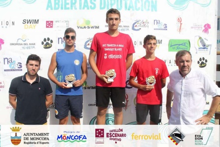 Xavi Seguí, segundo en la travesía de Moncofa Xavi Seguí, segundo en la travesía de Moncofa