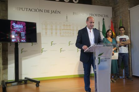 Momento de la intervención del diputado José LUis Hidalgo Momento de la intervención del diputado José LUis Hidalgo