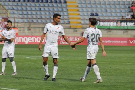 Alfonso y Luque sufrieron en un partido de ida y vuelta Alfonso y Luque sufrieron en un partido de ida y vuelta