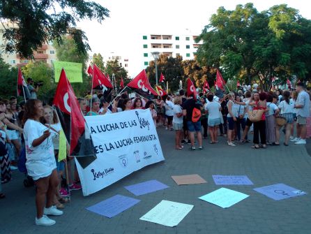 Protestas: Más de 600 personas participan en la manifestación para reclamar mejoras laborales para las 'kellys' Protestas: Más de 600 personas participan en la manifestación para reclamar mejoras laborales para las 'kellys'