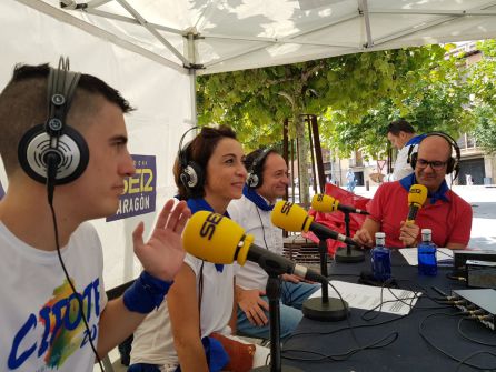 Tarazona vibra con su Cipotegato bajo una enorme nube de tomates Tarazona vibra con su Cipotegato bajo una enorme nube de tomates