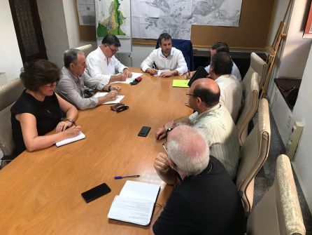 Reunión con representantes de los colegios de arquitectos y aparejadores y la asociación de constructores y promotores Reunión con representantes de los colegios de arquitectos y aparejadores y la asociación de constructores y promotores