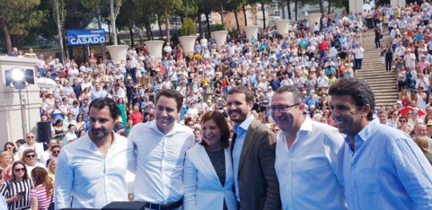 Casado, en Benidorm: "El Gobierno está poniendo en riesgo el turismo, no hay planes de contingencia frente al brexit" Casado, en Benidorm: "El Gobierno está poniendo en riesgo el turismo, no hay planes de contingencia frente al brexit"