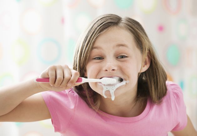 Quirónsalud Alicante realiza revisiones dentales gratuitas a los niños con motivo de la vuelta al cole Quirónsalud Alicante realiza revisiones dentales gratuitas a los niños con motivo de la vuelta al cole