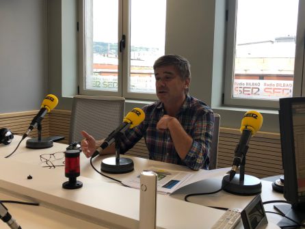 La ampliación del tranvía Atxuri-Bolueta tendrá un coste de seis millones de euros La ampliación del tranvía Atxuri-Bolueta tendrá un coste de seis millones de euros