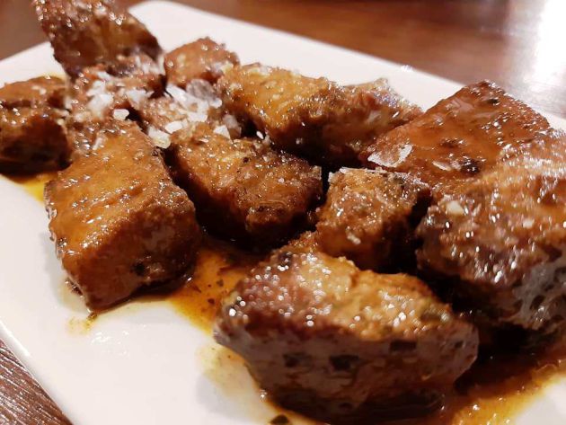 Chicharrones de atún Chicharrones de atún