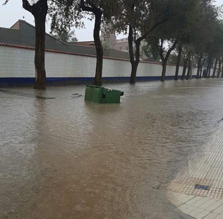 La troma de agua ha anegado diversas calles de Santa Cruz de Mudela (Ciudad Real) La troma de agua ha anegado diversas calles de Santa Cruz de Mudela (Ciudad Real)