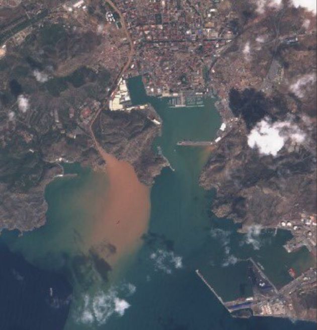Así se ve la devastación del Mar Menor a vista de satélite Así se ve la devastación del Mar Menor a vista de satélite