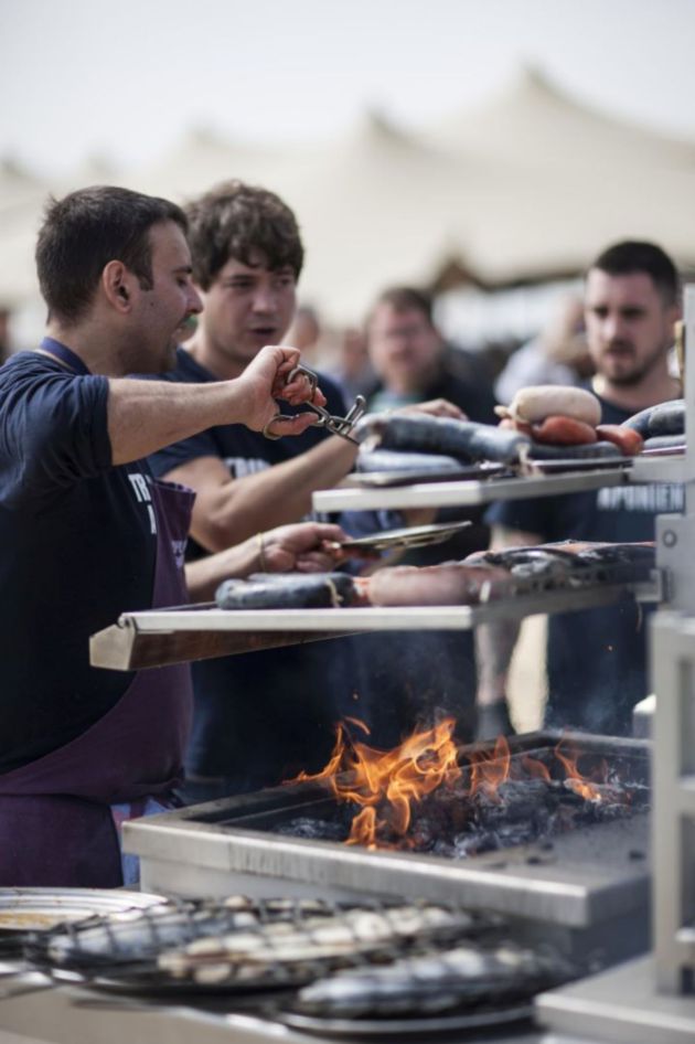 Embutidos de mar en el asador Embutidos de mar en el asador
