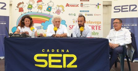 Conchi Castañeda, Ángel Cuevas, Javier López Estrada y José Manuel Cruz Viadero. Conchi Castañeda, Ángel Cuevas, Javier López Estrada y José Manuel Cruz Viadero.