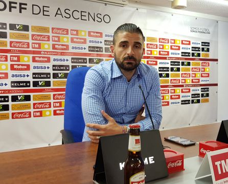 Programa deportes Alicante: José Vegar dirigirá al equipo ante el Orihuela de Chechu Flores Programa deportes Alicante: José Vegar dirigirá al equipo ante el Orihuela de Chechu Flores