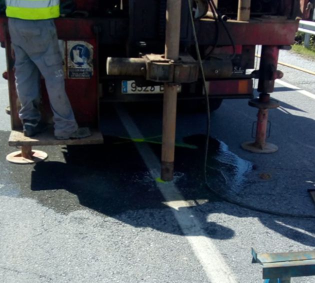 La Junta reconstruye ya el puente del río Baza pero no pone fecha para actuar en toda la A-4200 La Junta reconstruye ya el puente del río Baza pero no pone fecha para actuar en toda la A-4200