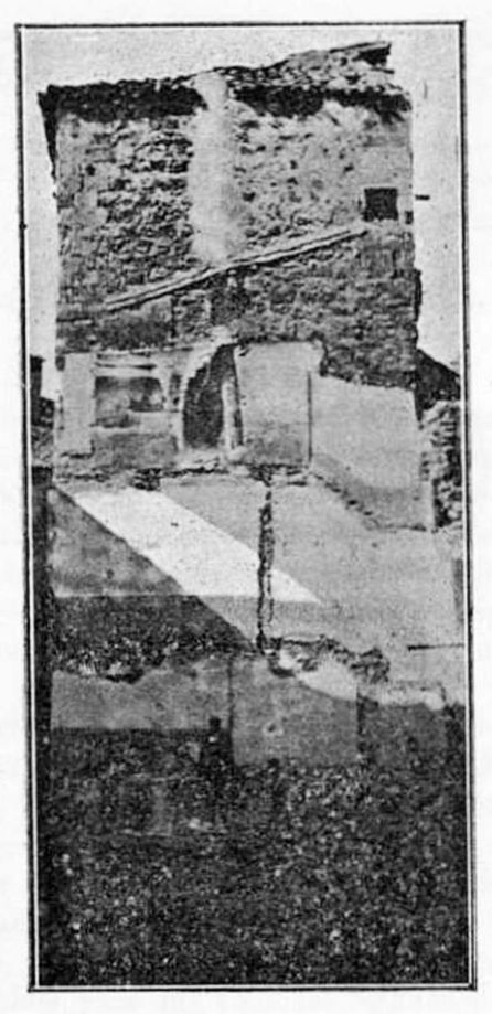 Restos de la Torre de la Queda, grabado del folleto de Rogelio Sanchiz. Restos de la Torre de la Queda, grabado del folleto de Rogelio Sanchiz.