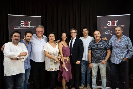 Desde la izquierda Ricardo Miño, Armando Mateos, Eduardo Rebollar, Pepa Montes, Ildefonso Vergara,Luis Ibarra, Manolo Franco y José Luis Rodríguez Ojeda Desde la izquierda Ricardo Miño, Armando Mateos, Eduardo Rebollar, Pepa Montes, Ildefonso Vergara,Luis Ibarra, Manolo Franco y José Luis Rodríguez Ojeda