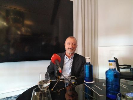 Arturo Pérez-Reverte: "El Cid no es una vulgar espada al servicio de otros" Arturo Pérez-Reverte: "El Cid no es una vulgar espada al servicio de otros"