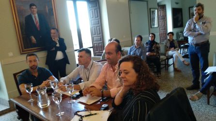 El alcalde de Ia Iruela, Daniel Sánchez, de Chilluevar; José Luis Agea, de Pozo Alcón; Ivan Cruz y Teresa Moro, directora conservadora del P.N. de Cazorla, Segura y las Villas El alcalde de Ia Iruela, Daniel Sánchez, de Chilluevar; José Luis Agea, de Pozo Alcón; Ivan Cruz y Teresa Moro, directora conservadora del P.N. de Cazorla, Segura y las Villas