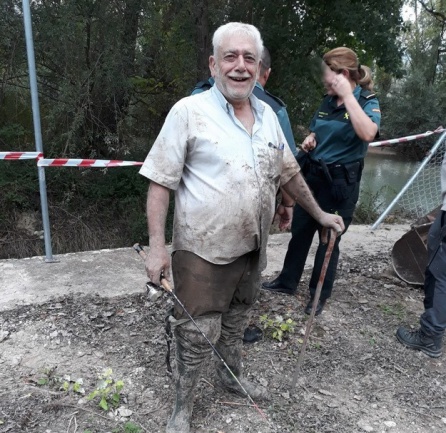 Un pescador quedó atrapado en el lodo del Guadalquivir en Mogón Un pescador quedó atrapado en el lodo del Guadalquivir en Mogón